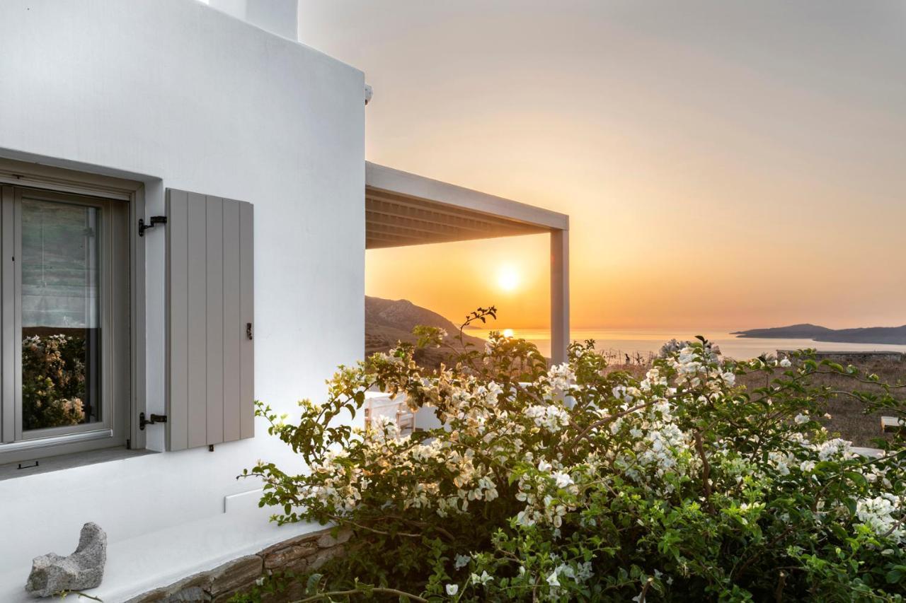White Tinos Luxury * Στενή